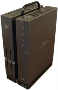 The systems twin-tower design is striking even today and puts most drab computer case designs of the era to shame.